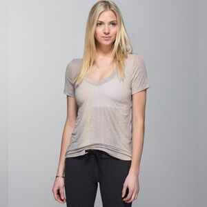 Lululemon Athletica Size 4 Salutation to Savasana Misty Stripe Burnout Cashew